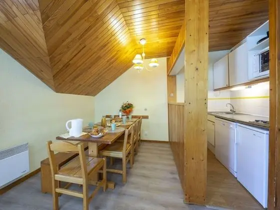 Apart Daire, 3 Yatak Odası (B)