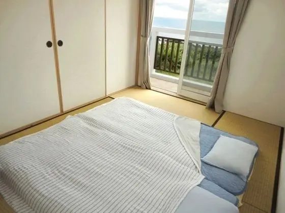 Ev (2 private apts)