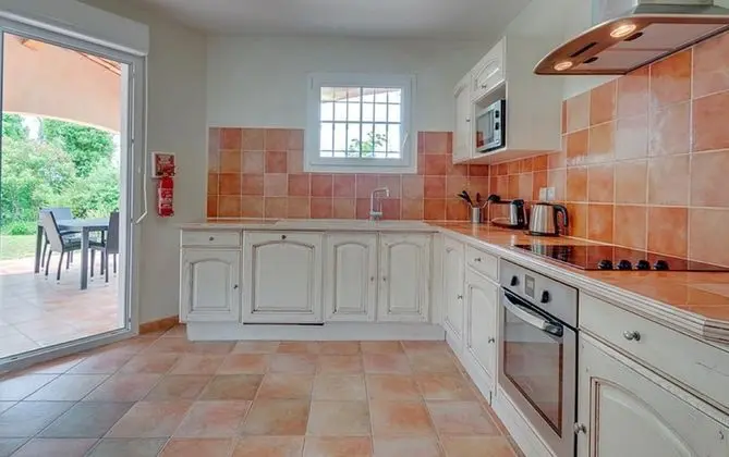 Deluxe Ev, 3 Yatak Odası, Kişiye Özel Havuzlu