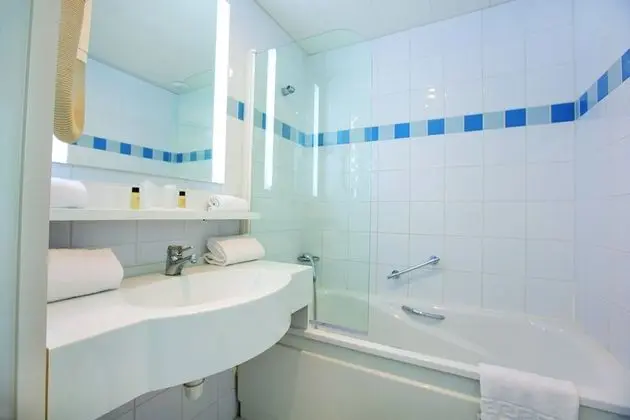 Comfort Dört Kişilik Oda