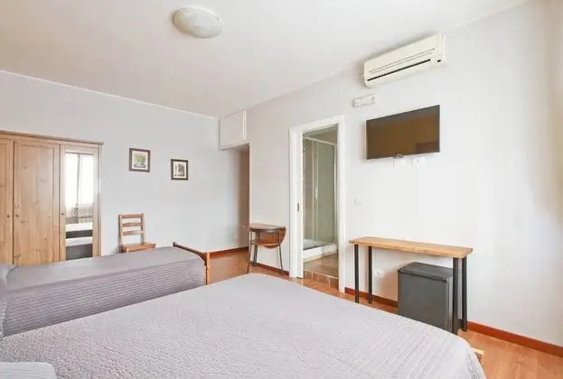 Üç Kişilik Oda, Banyolu/Duşlu