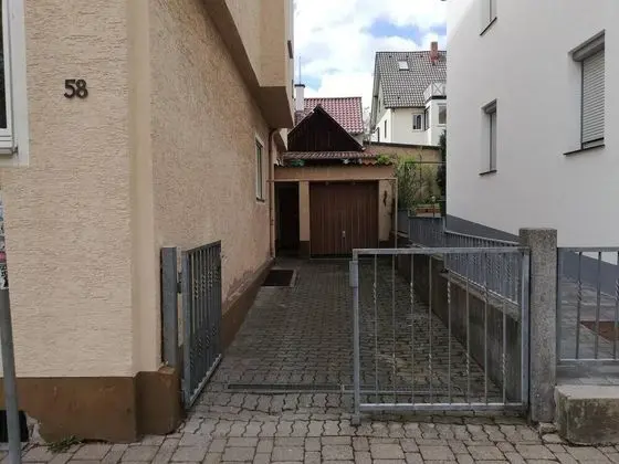 Apart Daire, 1 Büyük (Queen) Boy Yatak ve Çekyat
