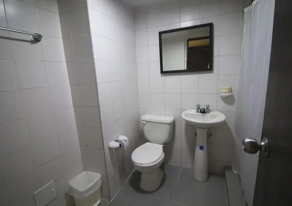Üç Kişilik Oda