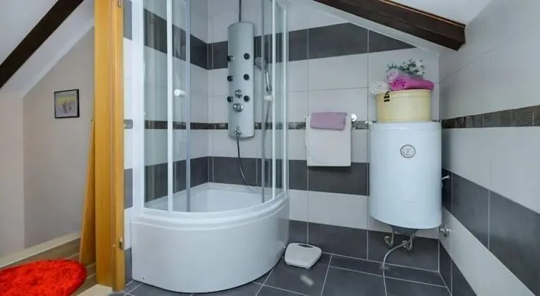 Deluxe Ev, Bahçe Manzaralı