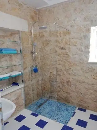 Ev, 3 Yatak Odası, Sigara İçilebilir, Balkon