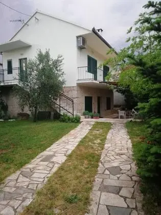 Ev, 3 Yatak Odası, Sigara İçilebilir, Balkon
