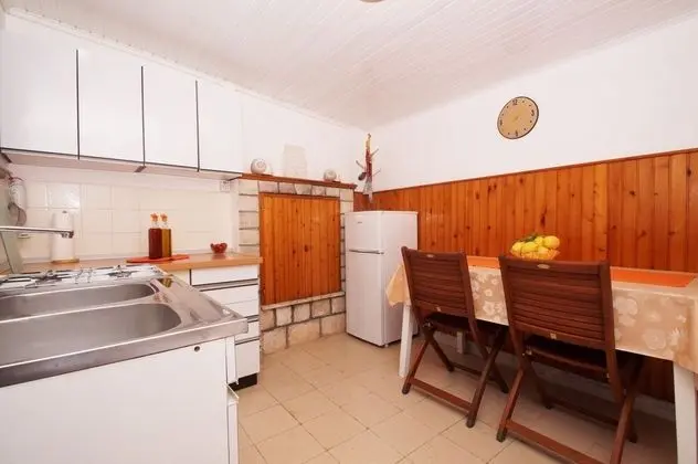 Ev (Two Bedroom Holiday Home -Terrace and)