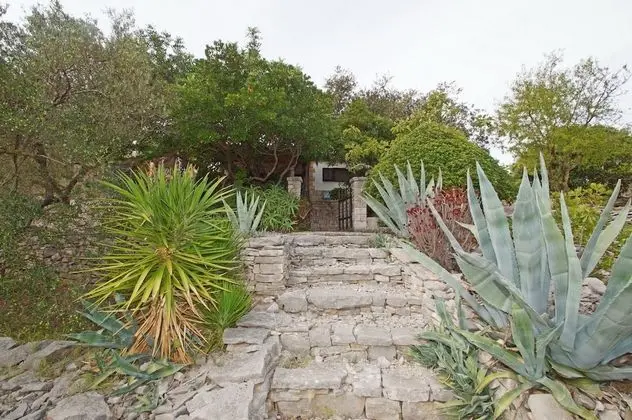 Ev (Two Bedroom Holiday Home -Terrace and)