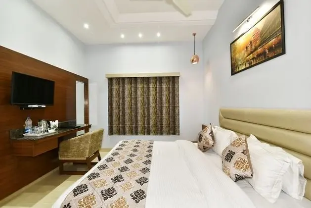 Deluxe Tek Büyük Yataklı Oda, 1 Yatak Odası, Şehir Manzaralı
