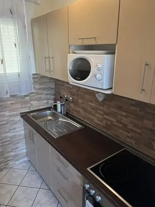 Standard Apart Daire, 2 Yatak Odası, Banyolu/Duşlu, Bahçe Manzaralı
