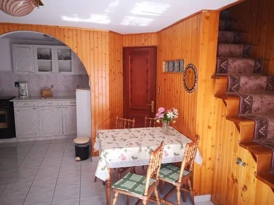 Standard Apart Daire, 2 Yatak Odası, Banyolu/Duşlu, Bahçe Manzaralı