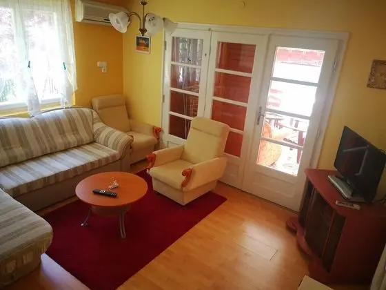Standard Apart Daire, 3 Yatak Odası, Mutfak, Bahçe Manzaralı
