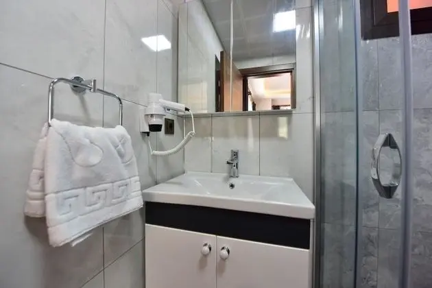 Royal Apartment, 2 Bedrooms, Balcony, River View