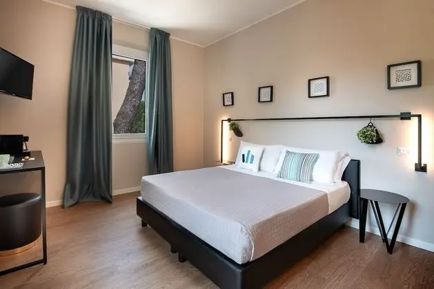 Superior Büyük Yataklı Tek Kişilik Oda