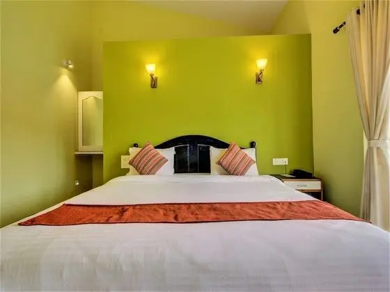Deluxe AC Cottage With Balcony