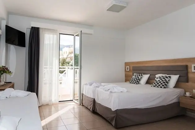 Superior Triple Studio with Garden View