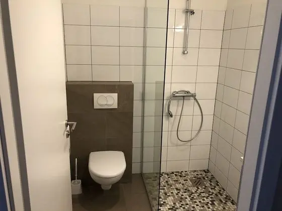Üç Kişilik Oda, Özel Banyo