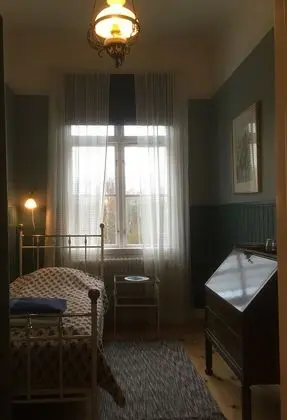 Tek Kişilik Oda, Ortak Banyo