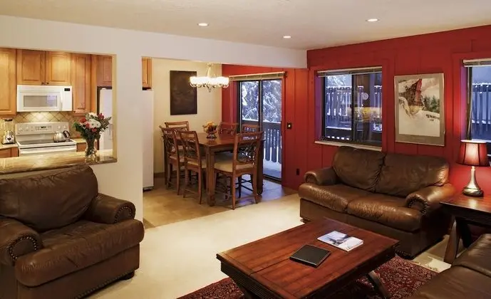 Oda, Birden Çok Yatak (3 Bedroom Townhome)