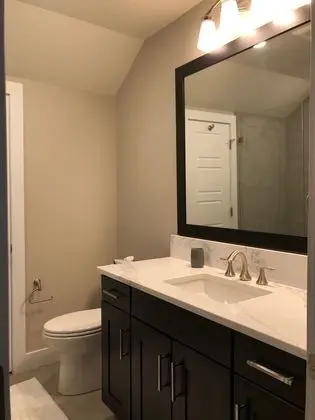 Oda, Birden Çok Yatak (3 Bedroom Townhome)