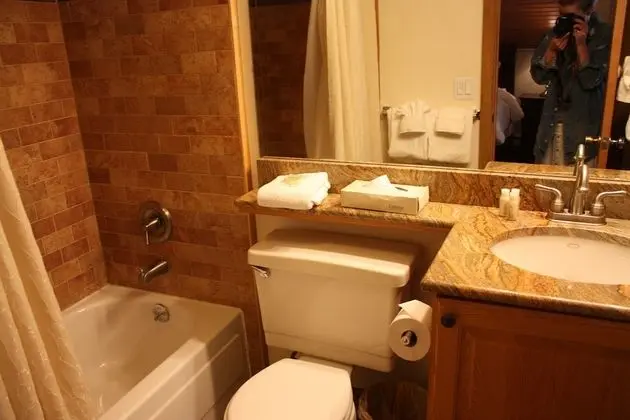 Süit, Birden Çok Yatak (Three Bedroom Condo)