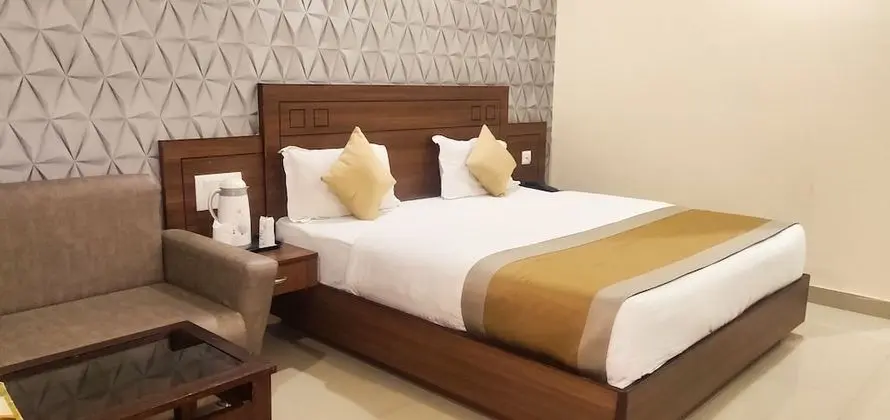 Executive Room