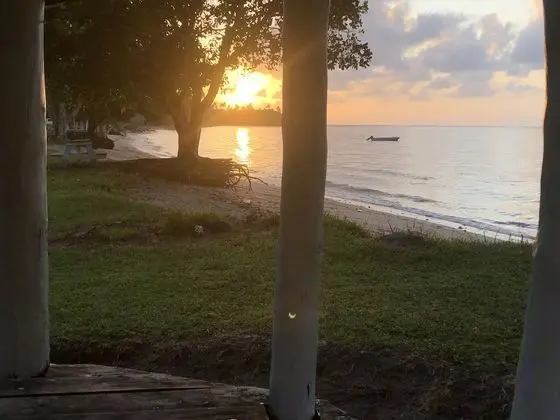 Basic Bungalov (Beach Fale )