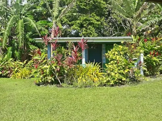 Basic Bungalov (Beach Fale )