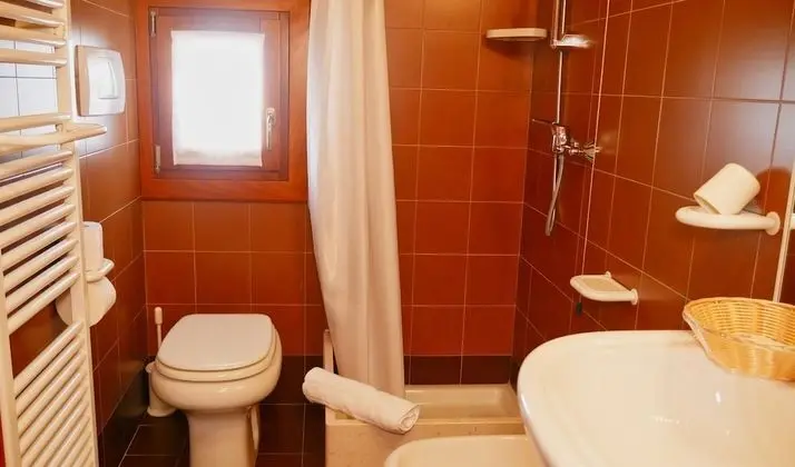 Standard İki Ayrı Yataklı Oda