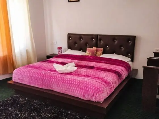 Deluxe Tek Büyük Yataklı Oda, 1 Büyük (Queen) Boy Yatak, Sigara İçilmez