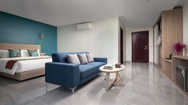 Deluxe Double with Pool & Mountain View
