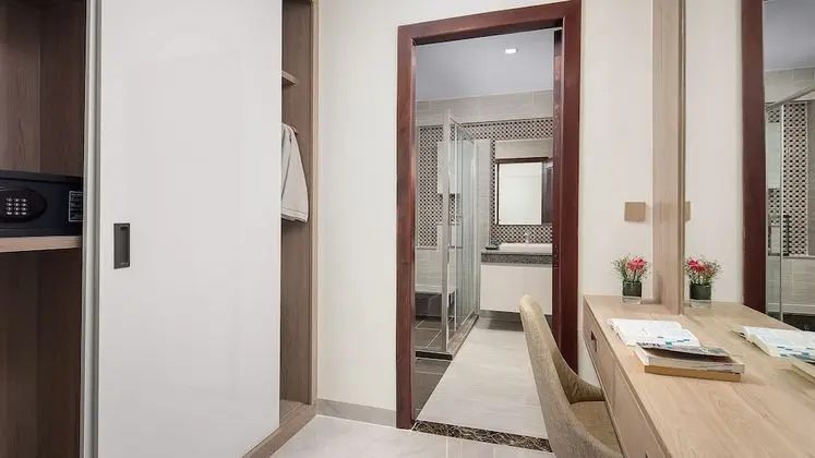 Deluxe Double with Pool & Mountain View