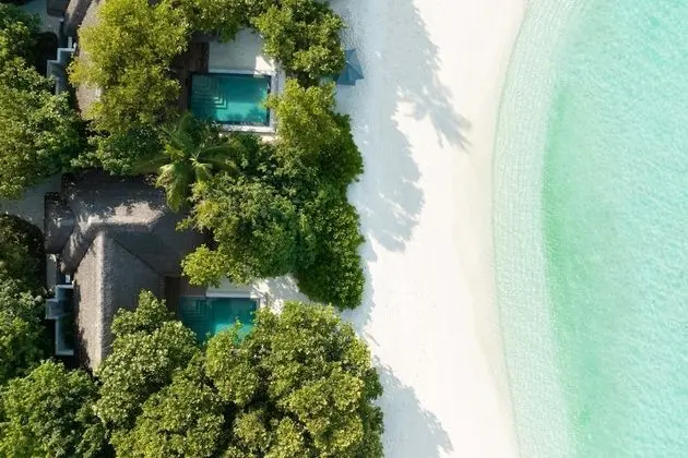 Villa (Beach Pool)