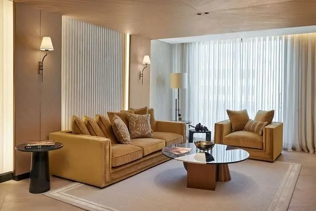 Signature Suite