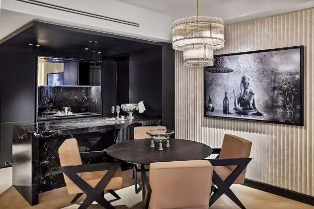 Signature Suite