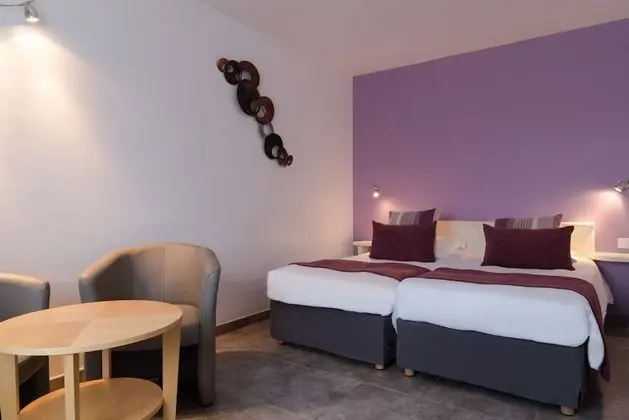 Deluxe Üç Kişilik Oda, Birden Çok Yatak, Balkon
