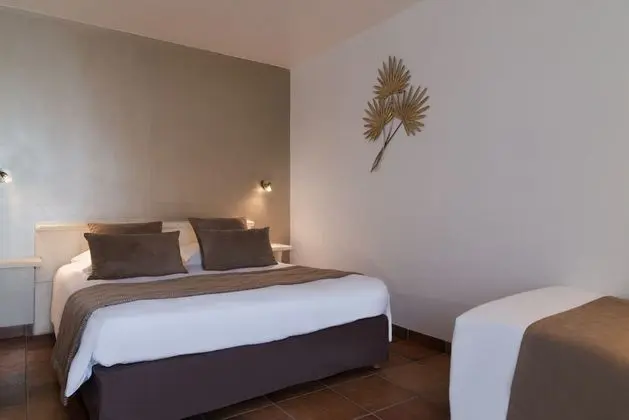 Deluxe Üç Kişilik Oda, Birden Çok Yatak, Balkon
