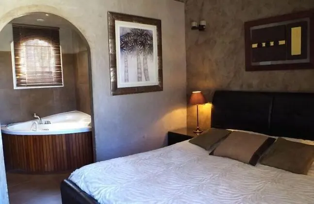 Tek Büyük Yataklı Oda, 1 Büyük (Queen) Boy Yatak, Jakuzi (Macao)