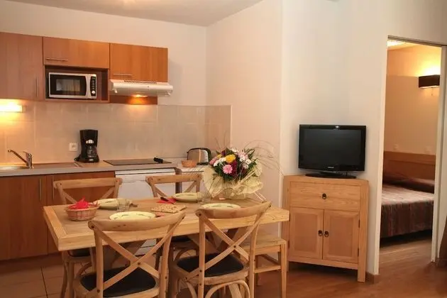 Classic Apart Daire, Dağ Manzaralı
