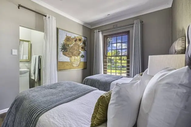 Luxury Tek Büyük veya İki Ayrı Yataklı Oda