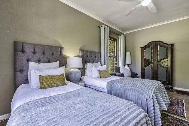 Luxury Tek Büyük veya İki Ayrı Yataklı Oda