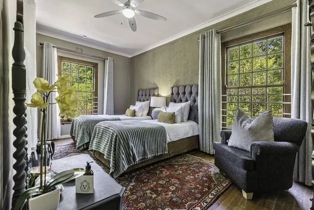 Luxury Tek Büyük veya İki Ayrı Yataklı Oda