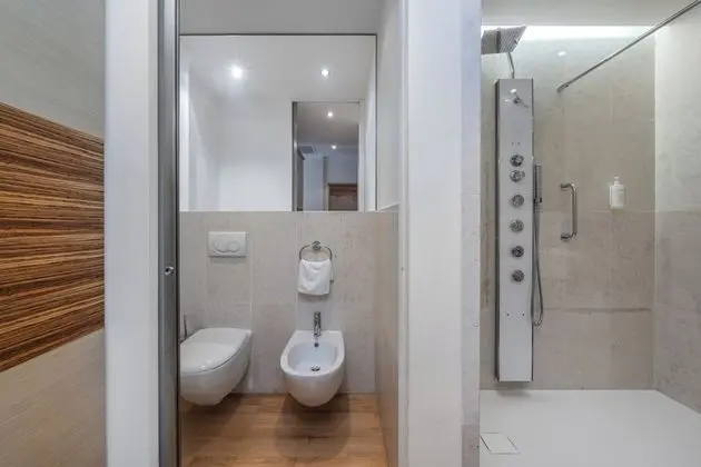 Comfort Tek Büyük veya İki Ayrı Yataklı Oda
