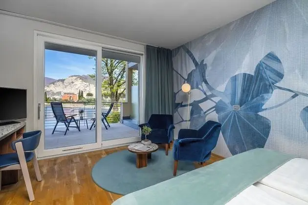 Grand Tek Büyük Yataklı Oda, Balkon (garden and lake view - Splendid)