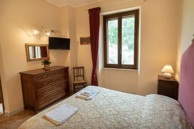 Classic Tek Büyük Yataklı Oda