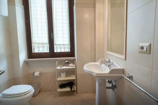 Classic Tek Büyük Yataklı Oda