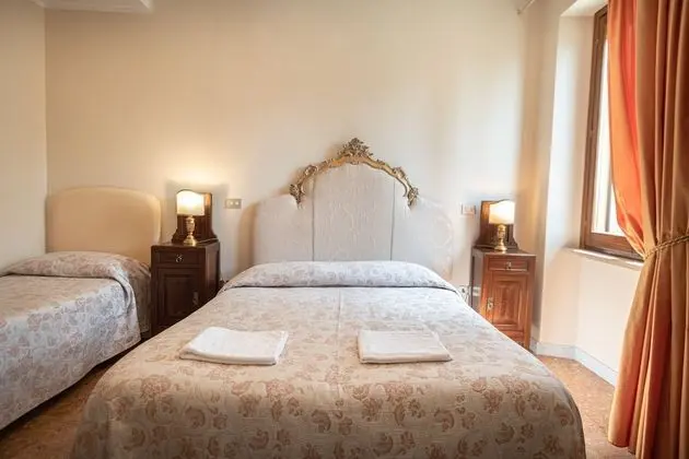 Classic Üç Kişilik Oda