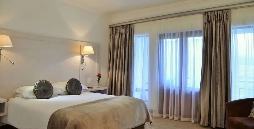 Luxury Tek Büyük Yataklı Oda