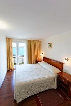Deluxe Tek Büyük veya İki Ayrı Yataklı Oda, Deniz Manzaralı