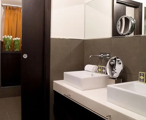 Deluxe Büyük Yataklı Tek Kişilik Oda